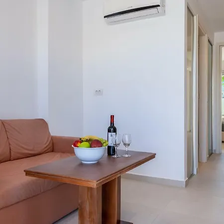 Bivalvia Apart-hotel 3*