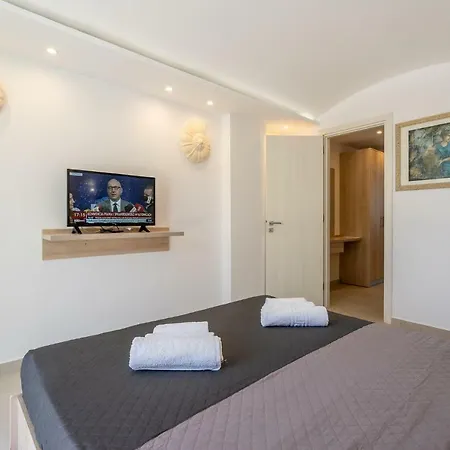 Bivalvia Apart Otel Faliraki