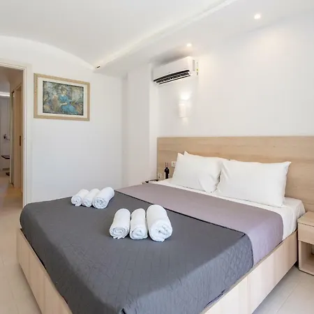 Aparthotel Bivalvia 3*